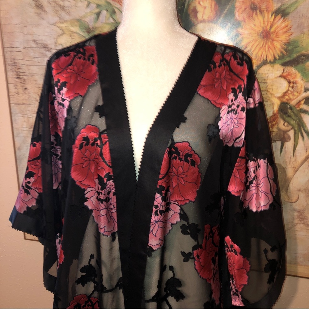 Draper's & Damon's Sz XL Black Sheer Hot Pink & Blush Pink Flowers Kimono
